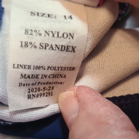 Kanu Surf Girls 2 Piece Swim Set - Multicolor Zigzag Top 14 Bottom 12 NWT - Picture 5 of 11